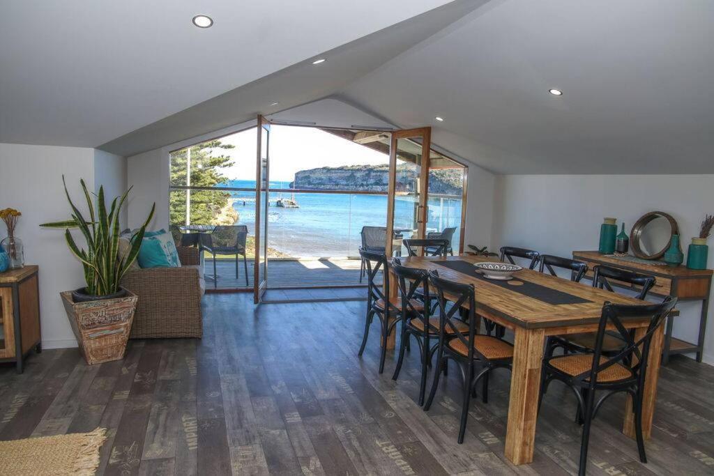 12 Rocks Beach View Loft Central Port Campbell Dış mekan fotoğraf